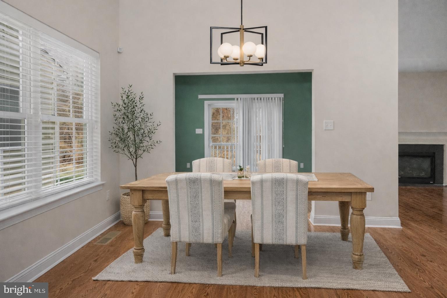 VILLAGE OF EASTRIDGE - Residential