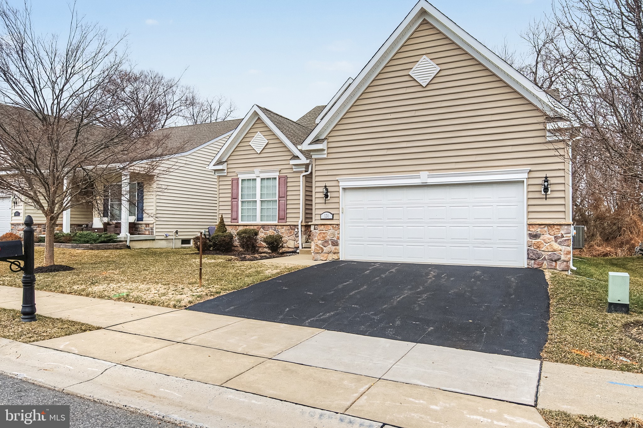 VILLAGE OF EASTRIDGE - Residential
