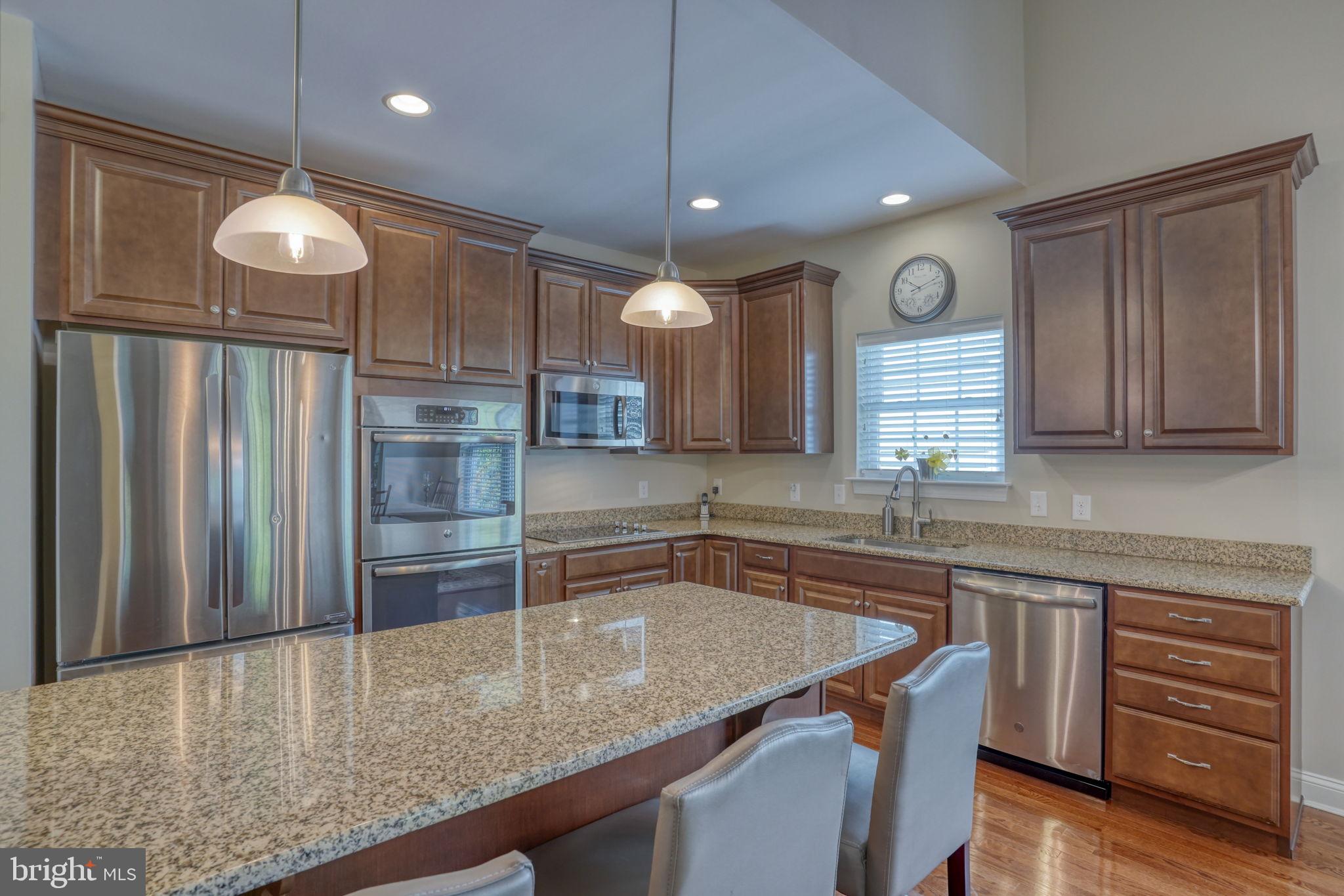 VILLAGE OF EASTRIDGE - Residential