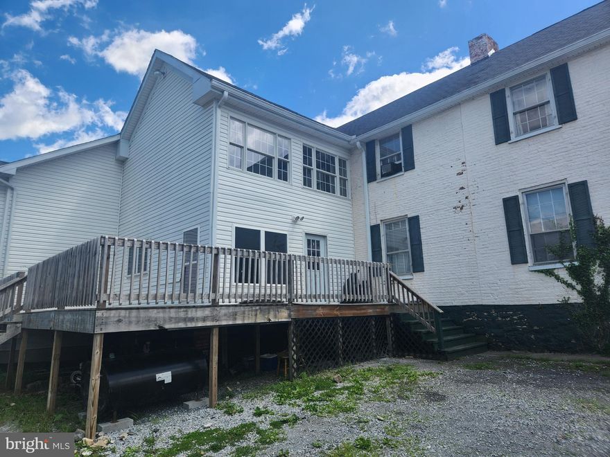 Nice duplex in Bunker Hill features 3 bedrooms, 2 bathrooms, kitchen, laundry room, basement, deck and small yard.  Close to VA line and I-81.  Electric and water/sewer included.  Pets allowed on case by case basis.