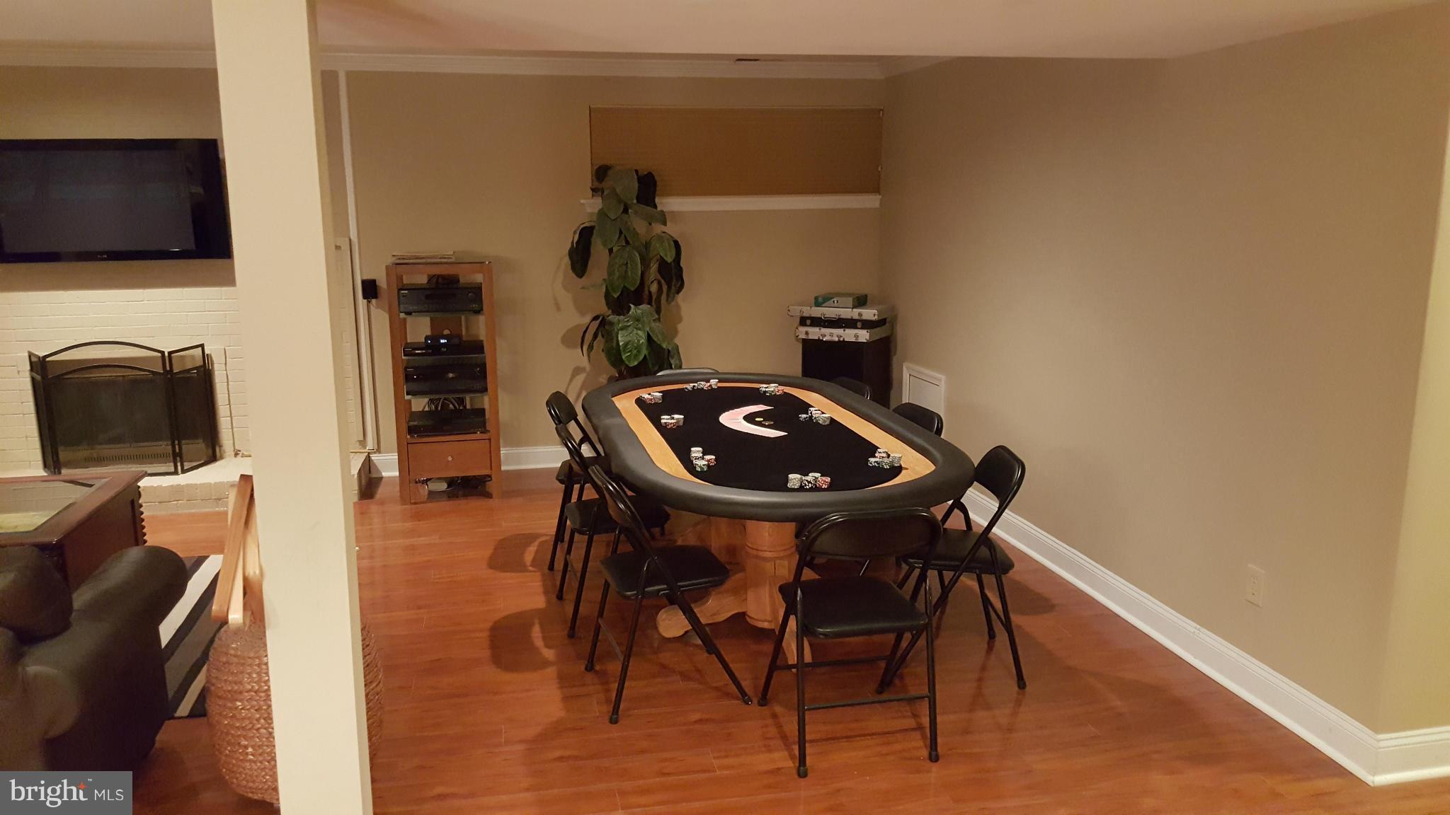 MONTCLAIR - Residential