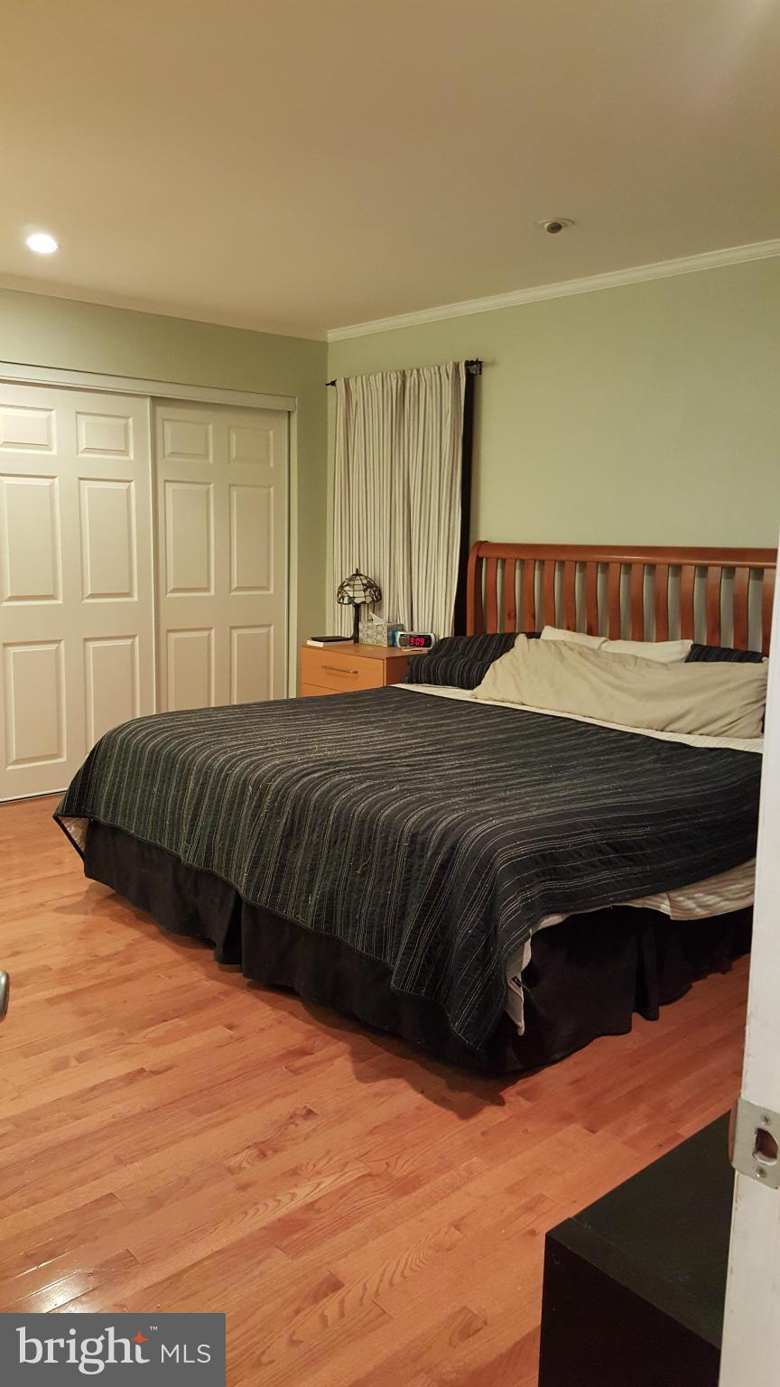 MONTCLAIR - Residential