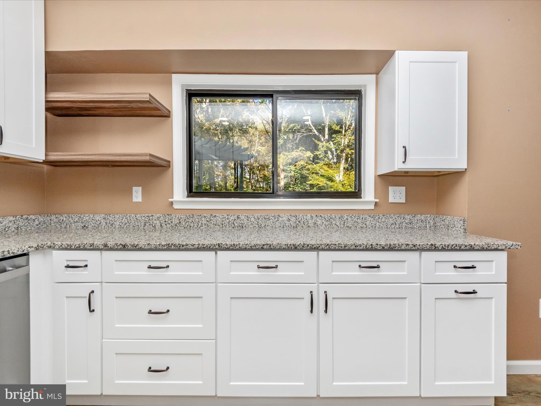 APPLE GREENE - Residential