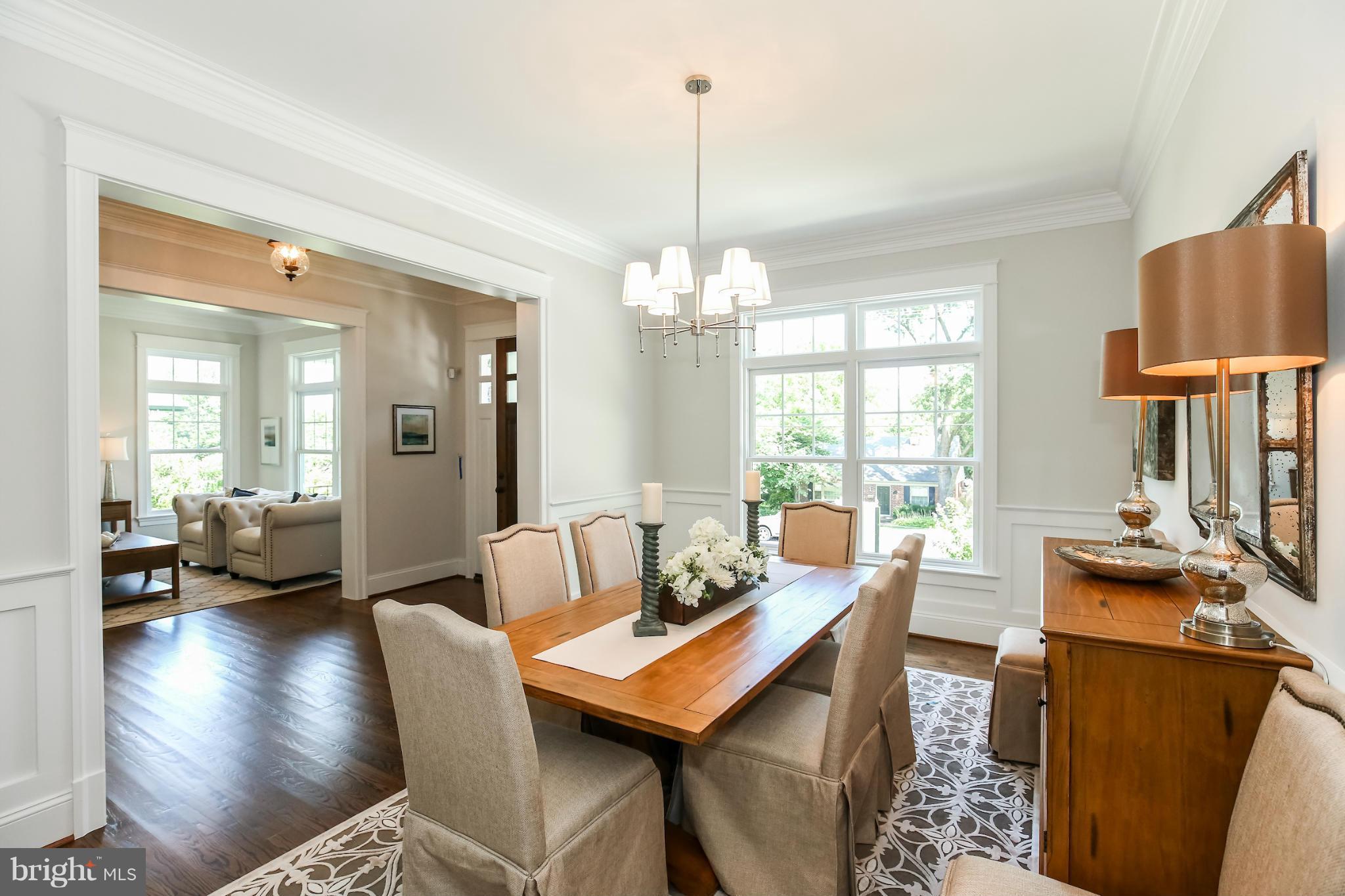 COUNTRY CLUB HILLS - Residential