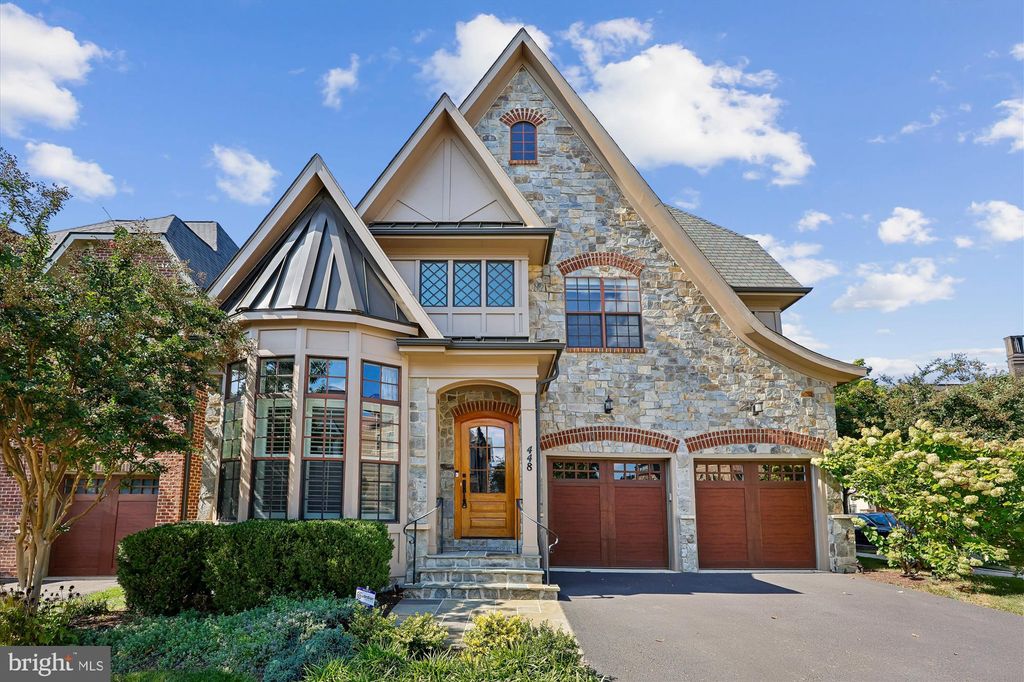 Photo of 448 Salk Circle, GAITHERSBURG, MD 20878 (MLS # MDMC2201492)