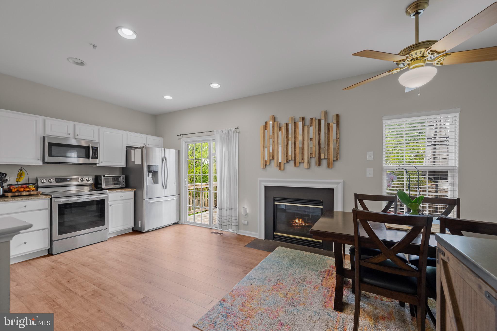 1511 CHESSIE COURT