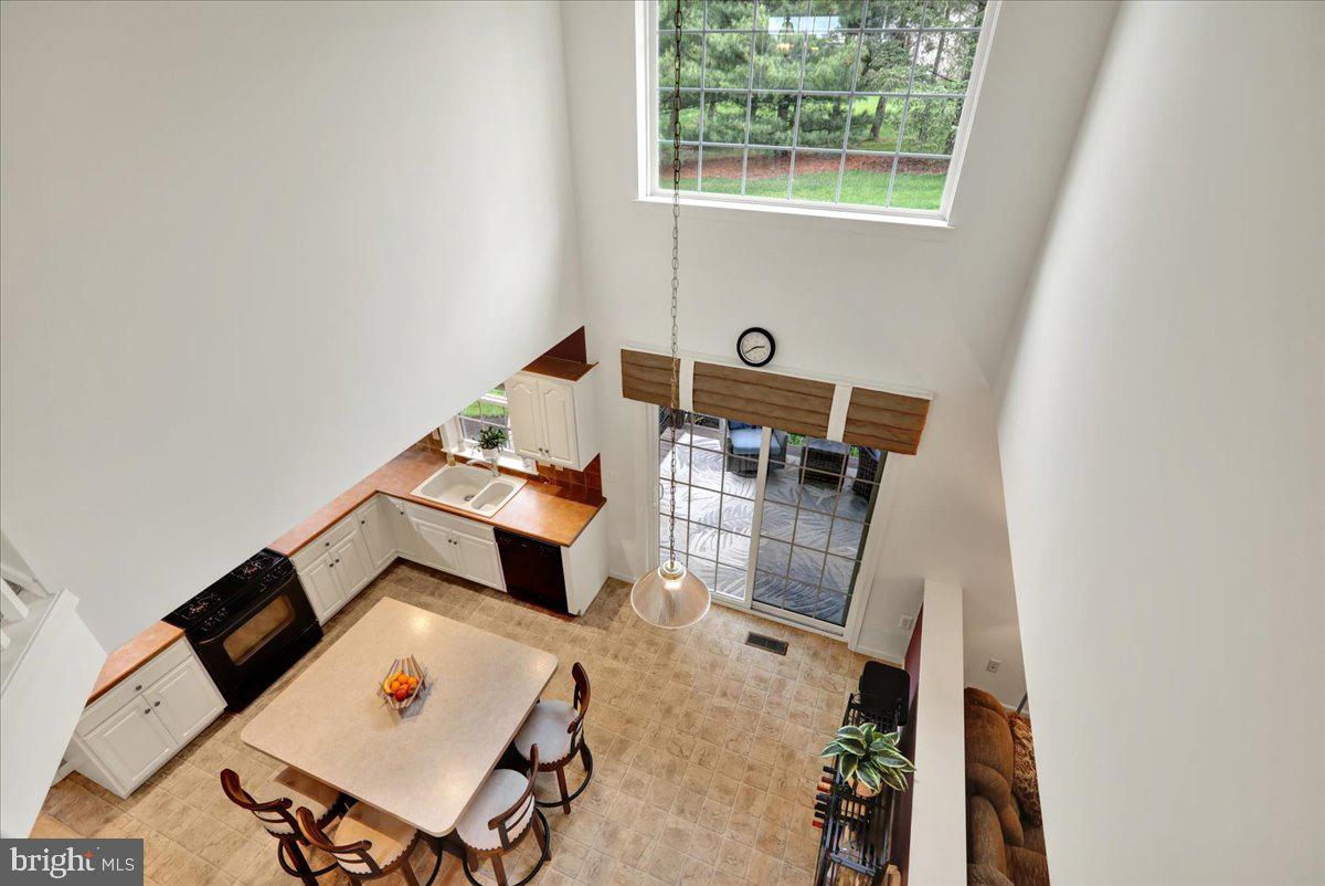 CEDAR HOLLOW - Residential
