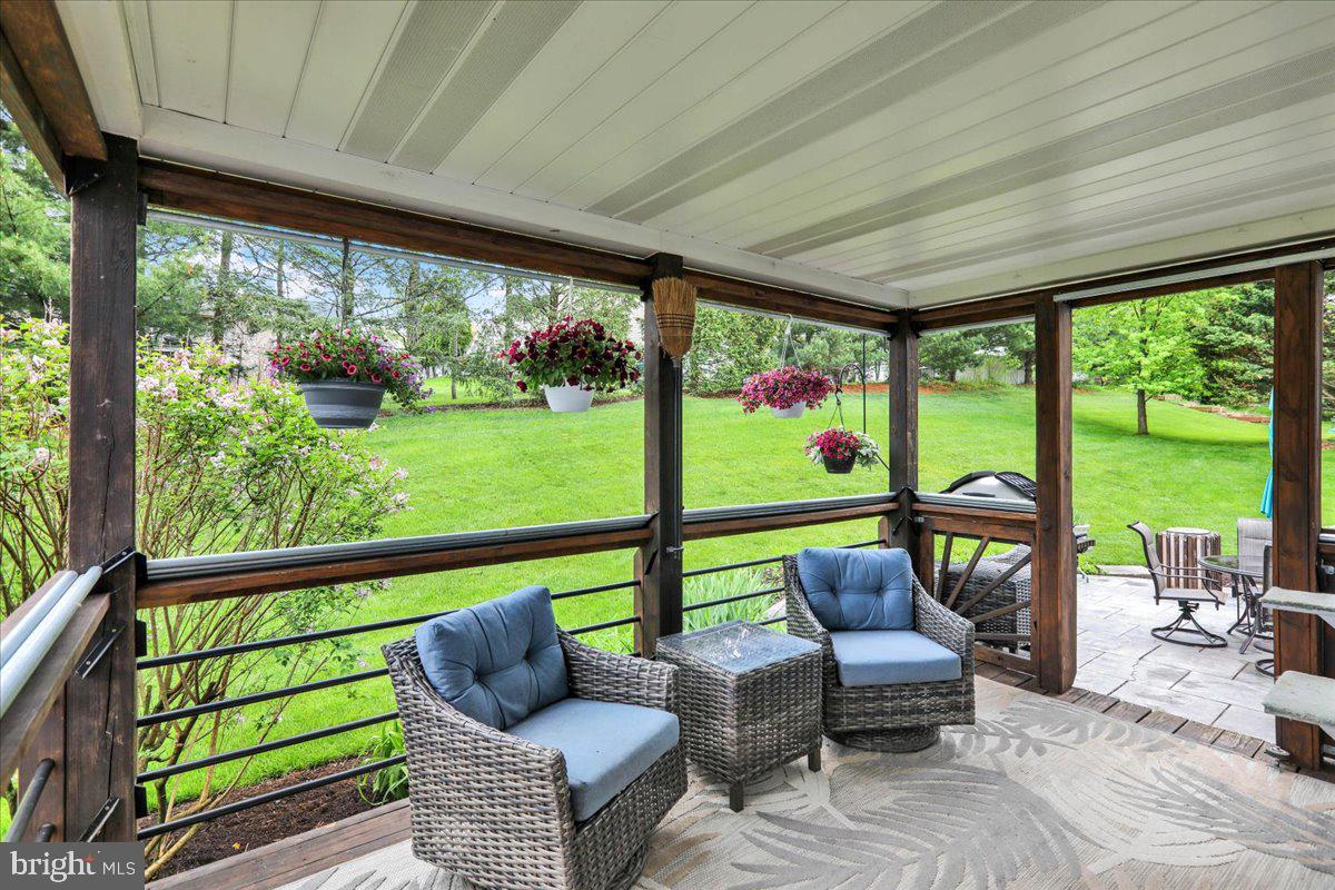 CEDAR HOLLOW - Residential