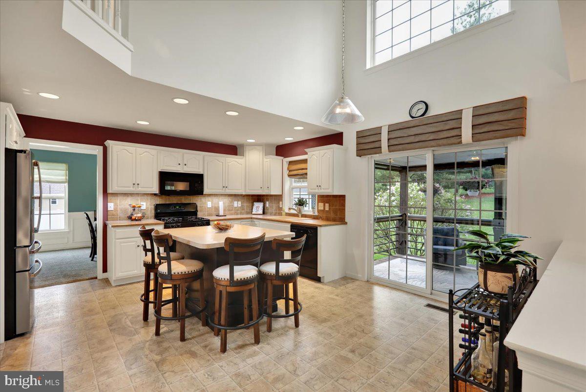 CEDAR HOLLOW - Residential