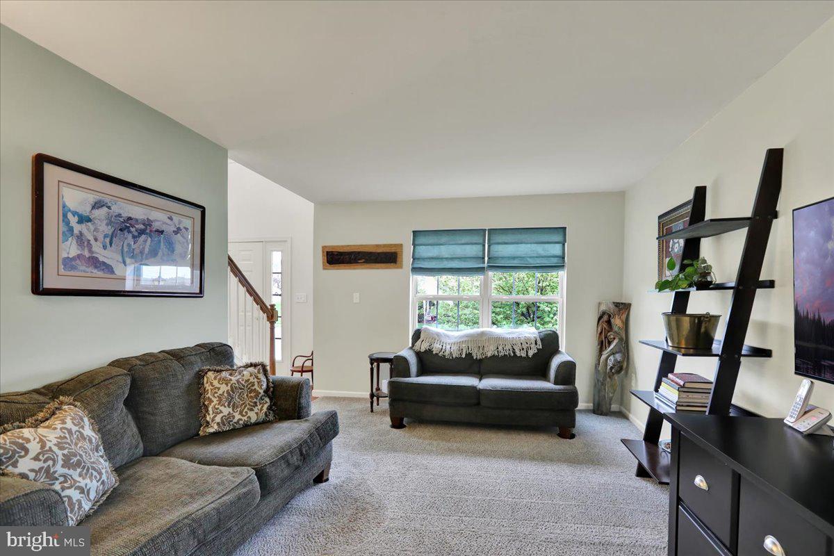 CEDAR HOLLOW - Residential