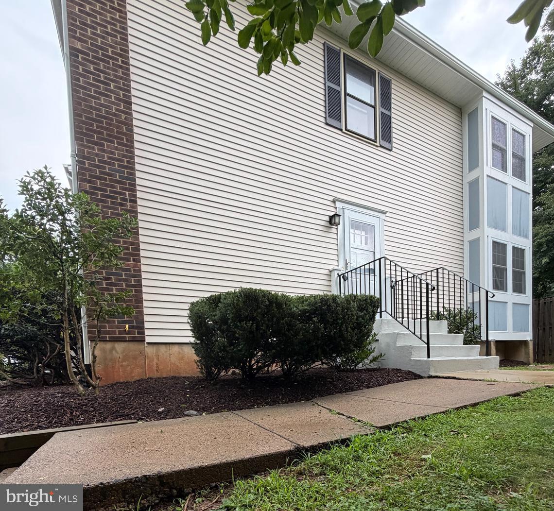 3069 WHITE BIRCH COURT