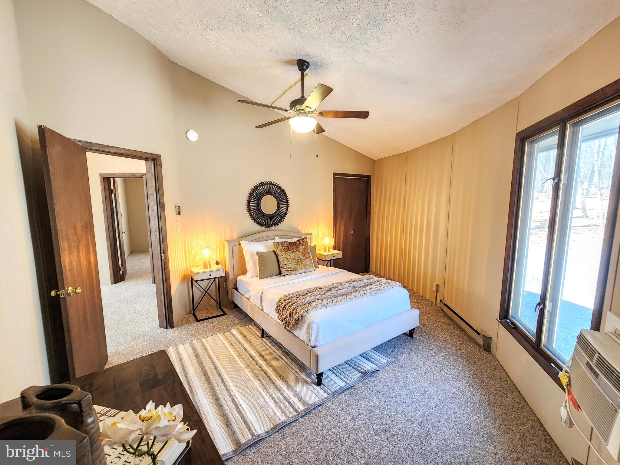 THE WOODS - Residential