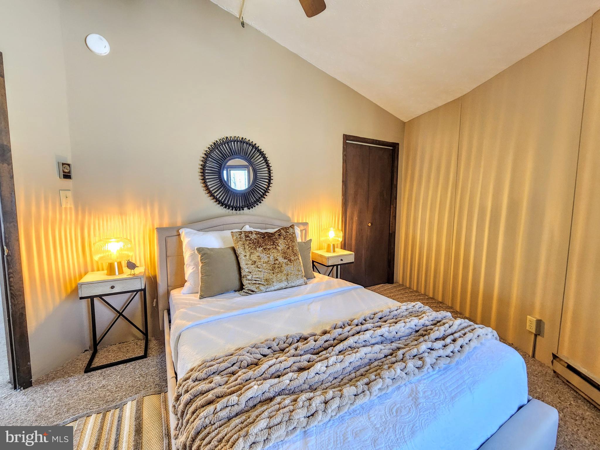 THE WOODS - Residential