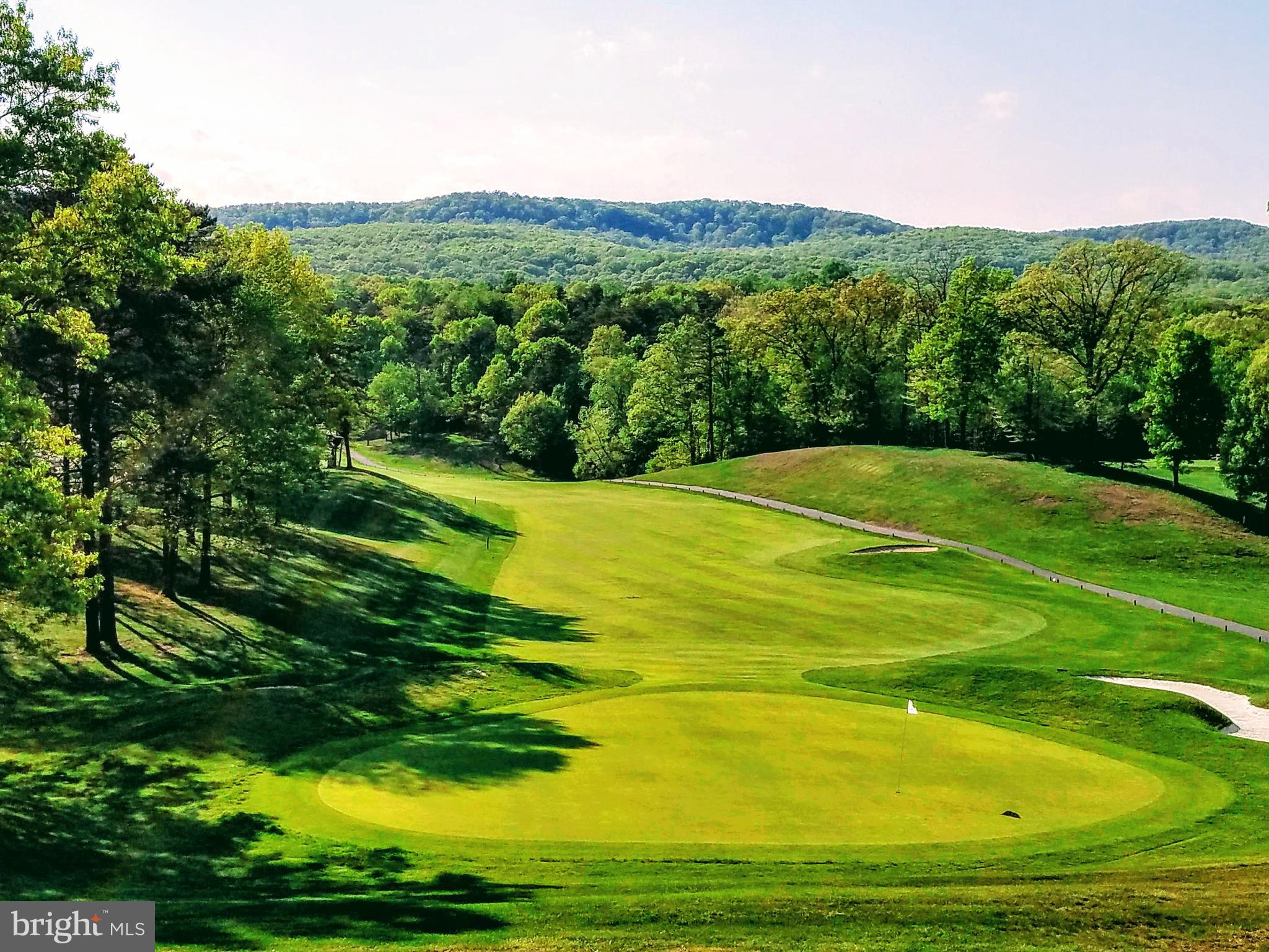 THE WOODS - Residential