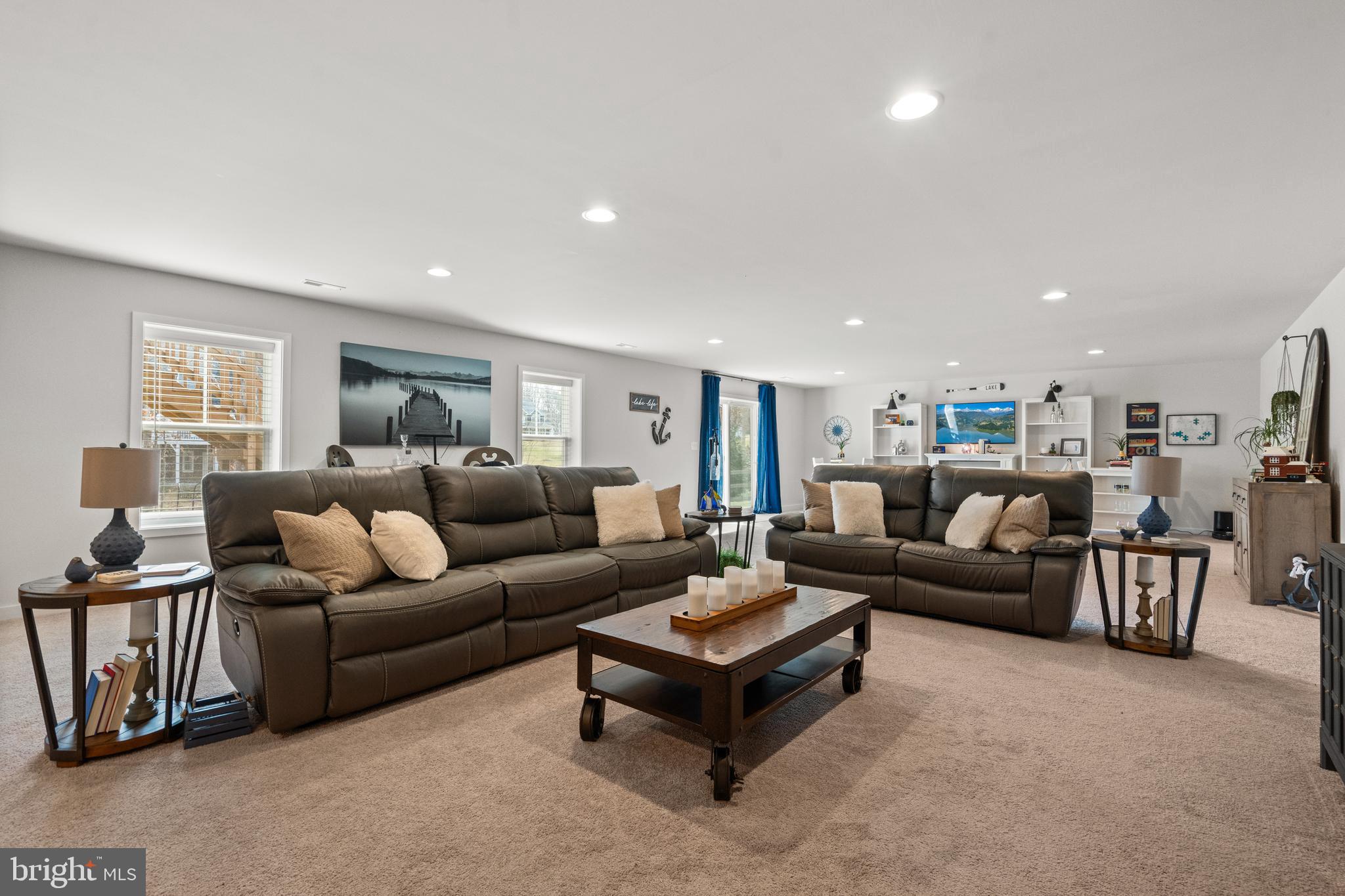 FAWN LAKE - Residential