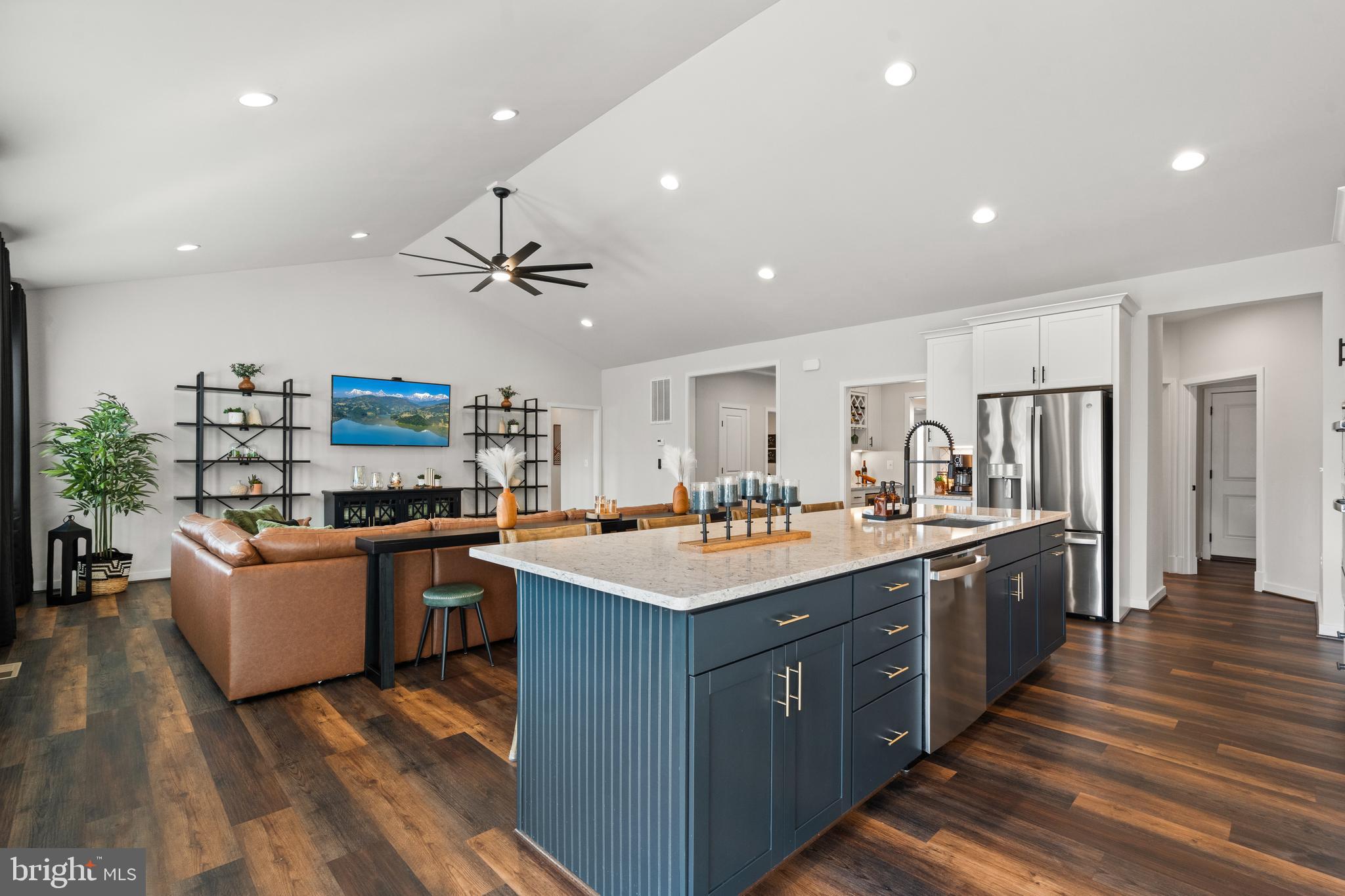 FAWN LAKE - Residential