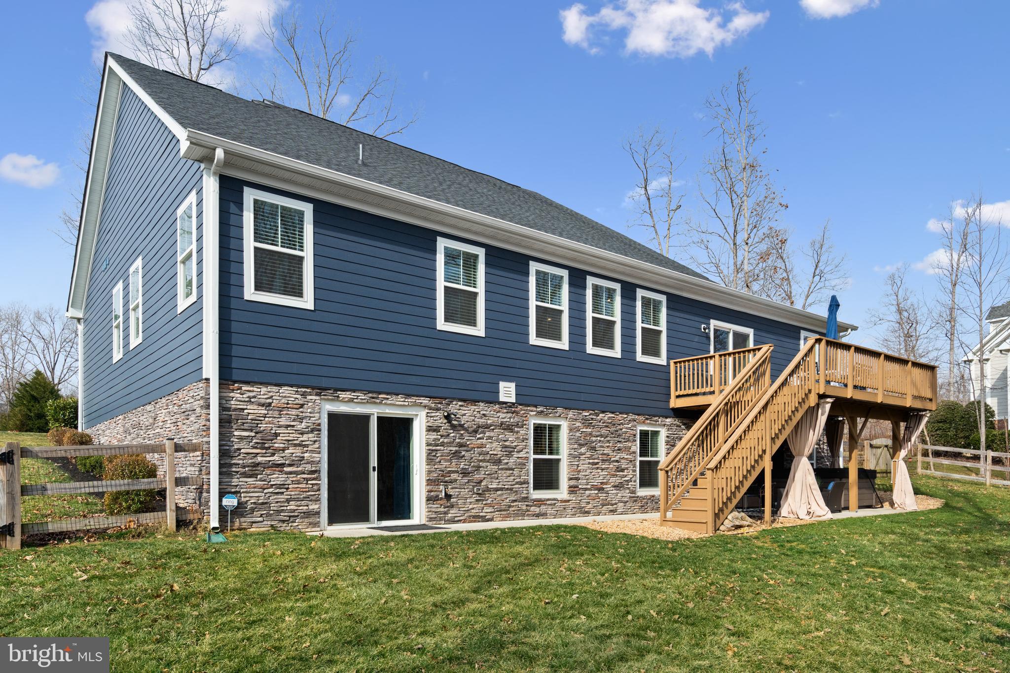 FAWN LAKE - Residential