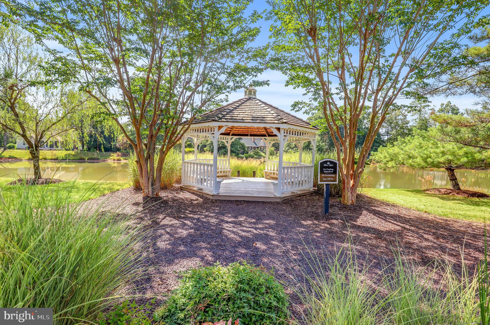 FAWN LAKE - Residential