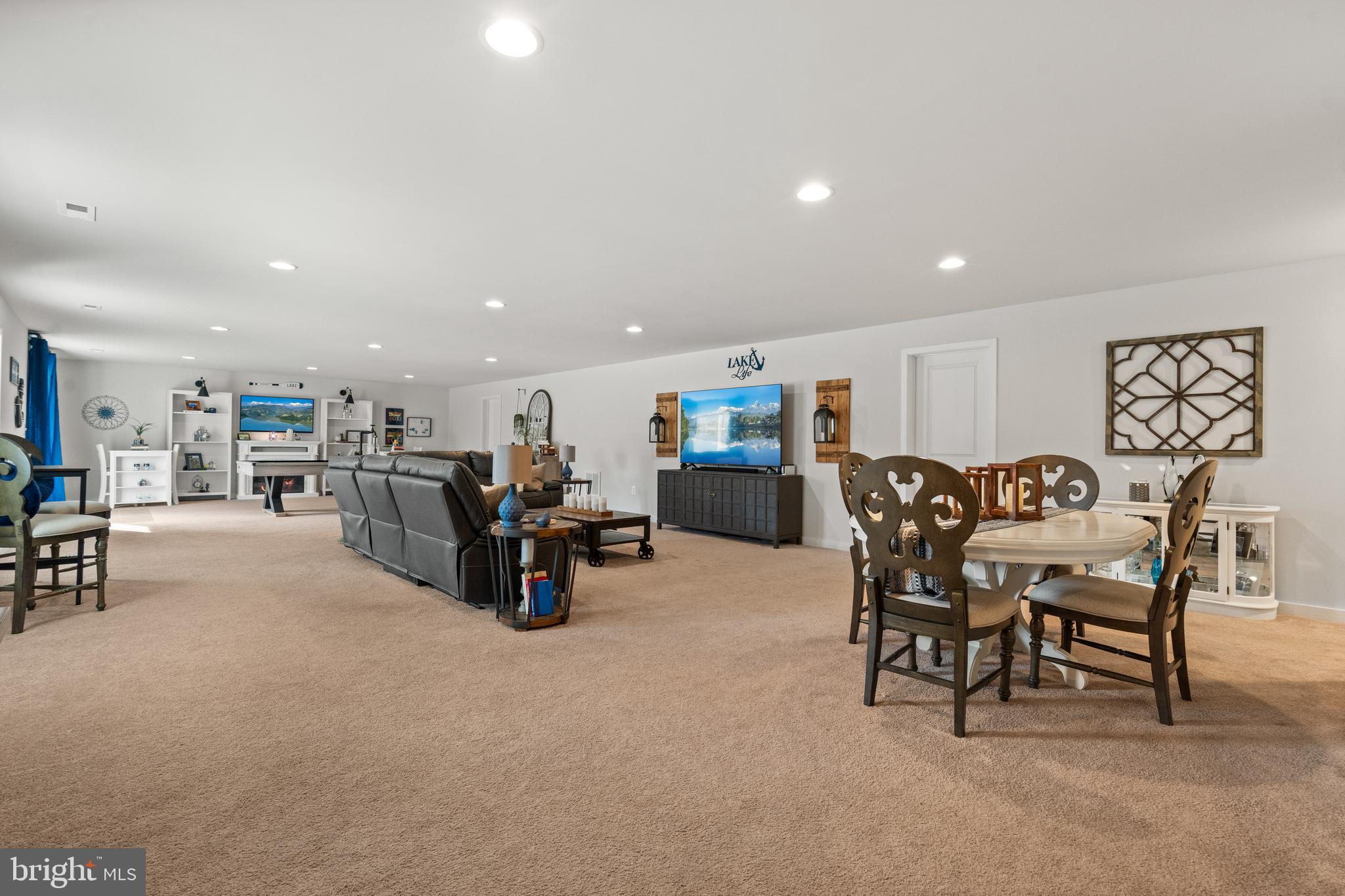 FAWN LAKE - Residential