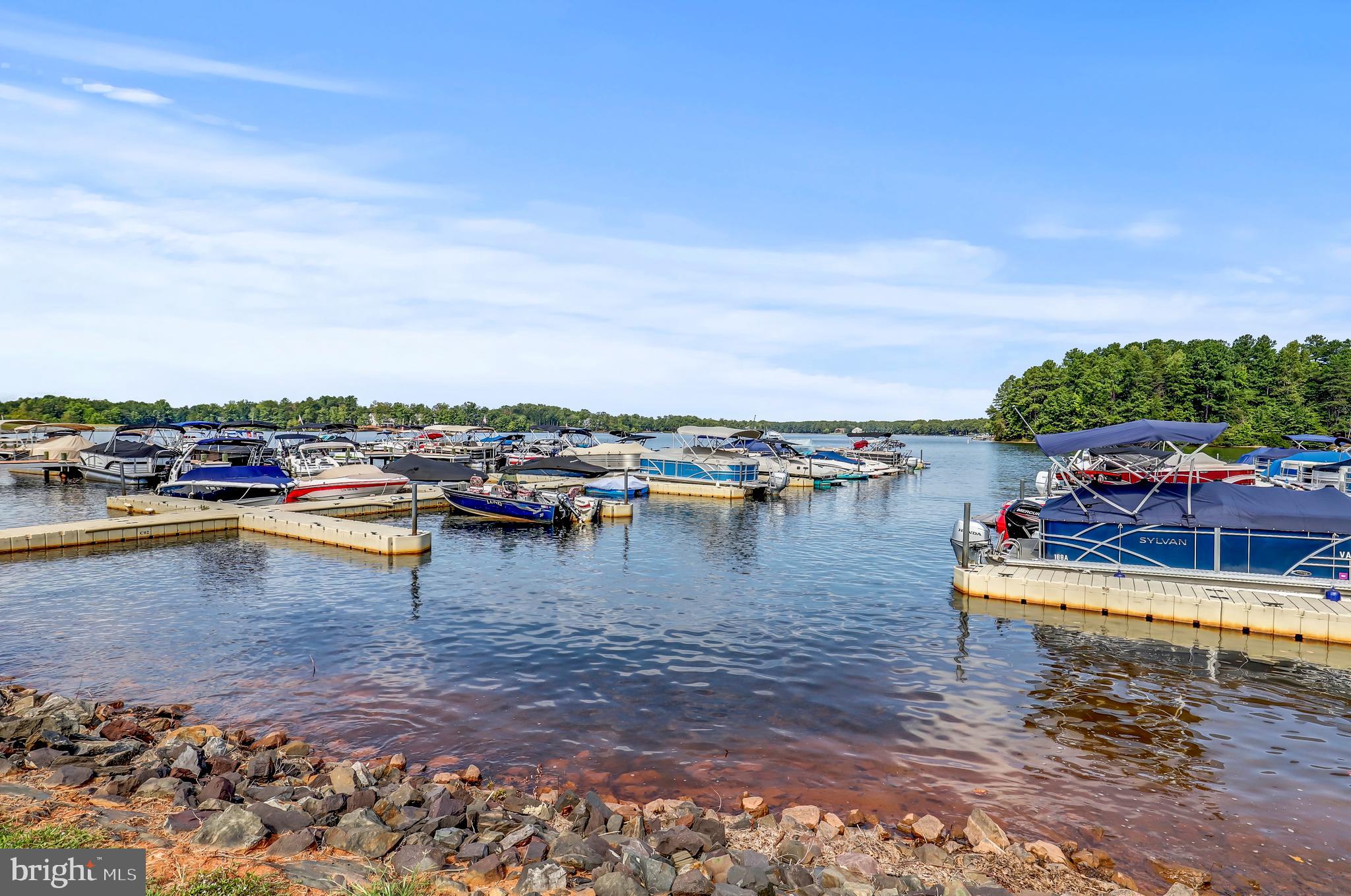 FAWN LAKE - Residential