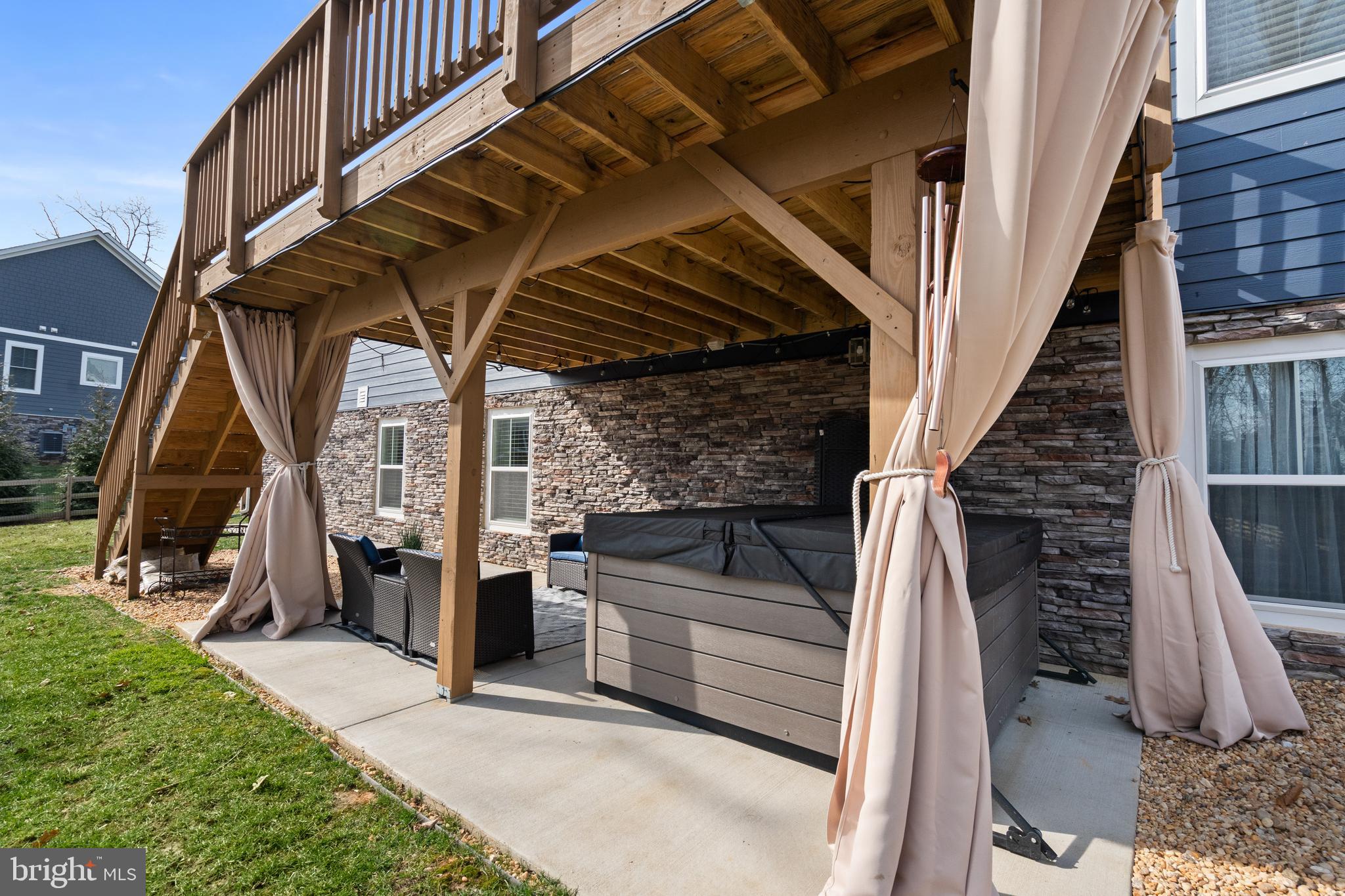 FAWN LAKE - Residential