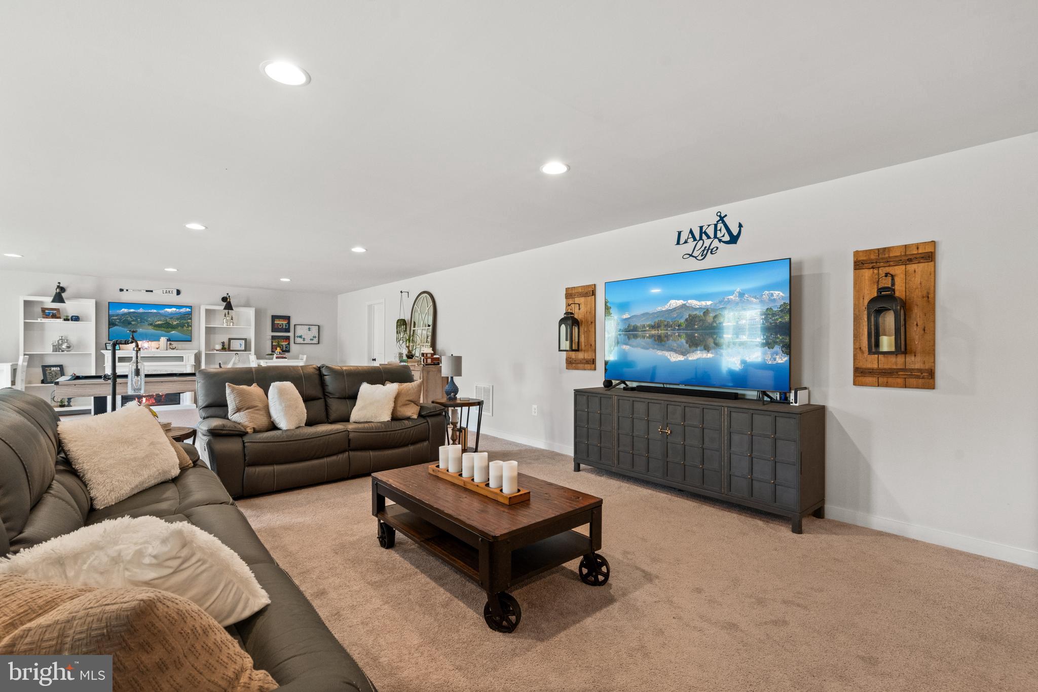 FAWN LAKE - Residential