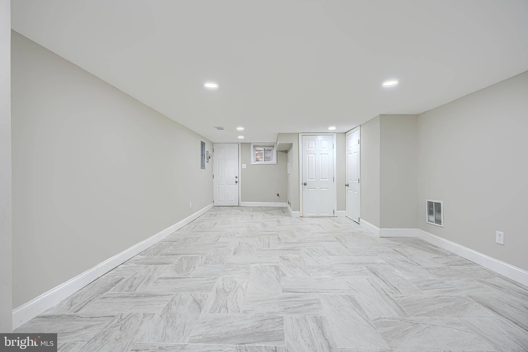 EDMONDSON VIILLAGE - Residential