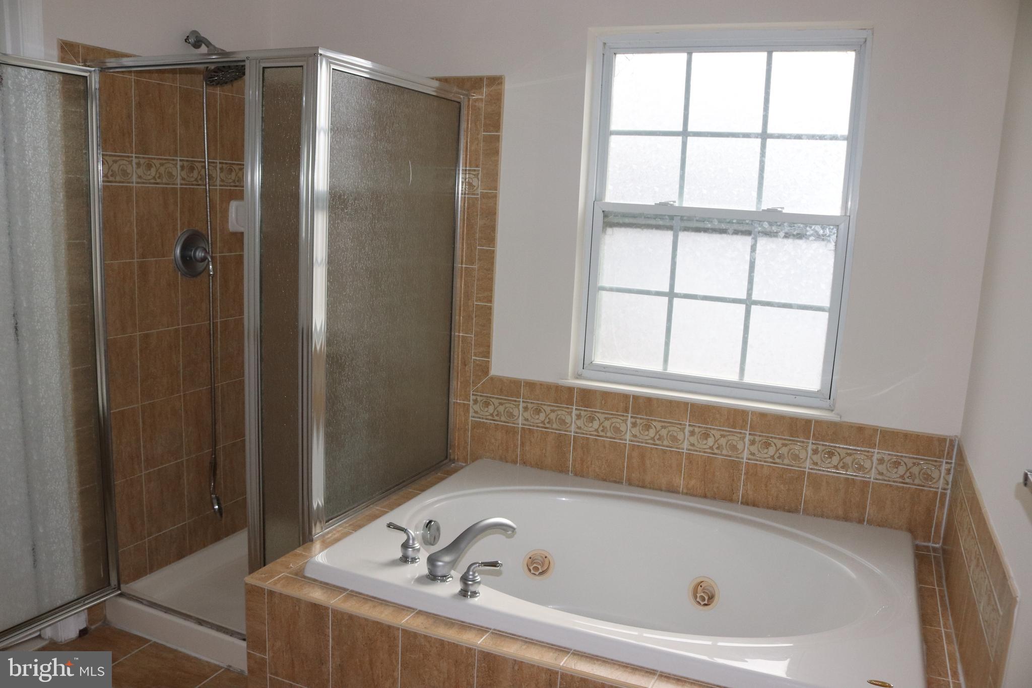 WATERS EDGE - Residential Lease