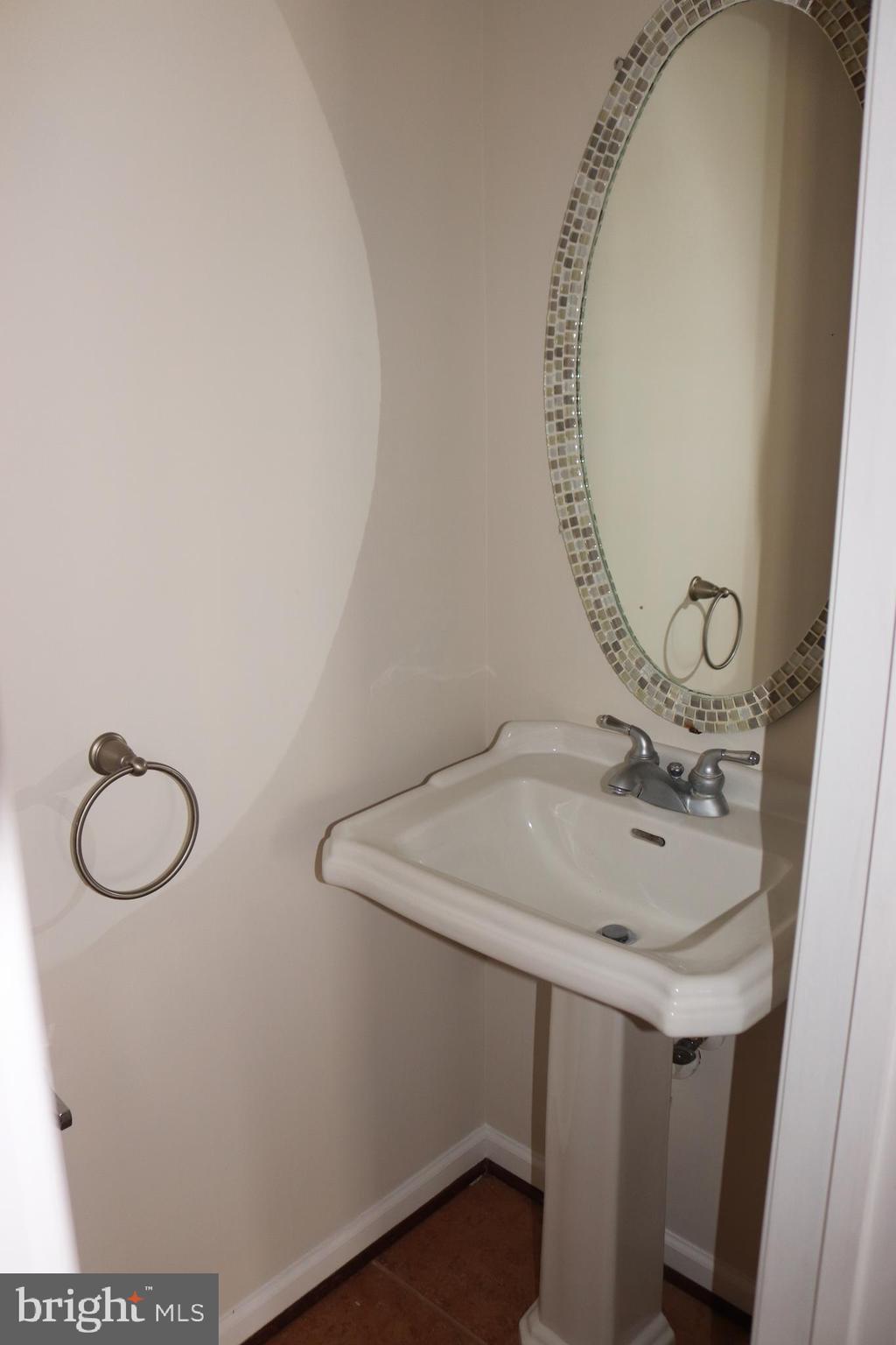 WATERS EDGE - Residential Lease