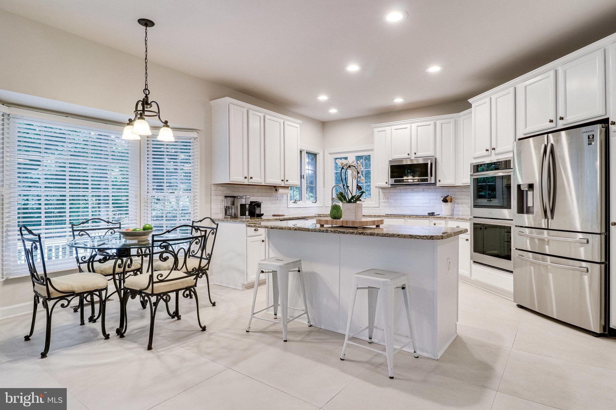 WILLOW PONDS - Residential