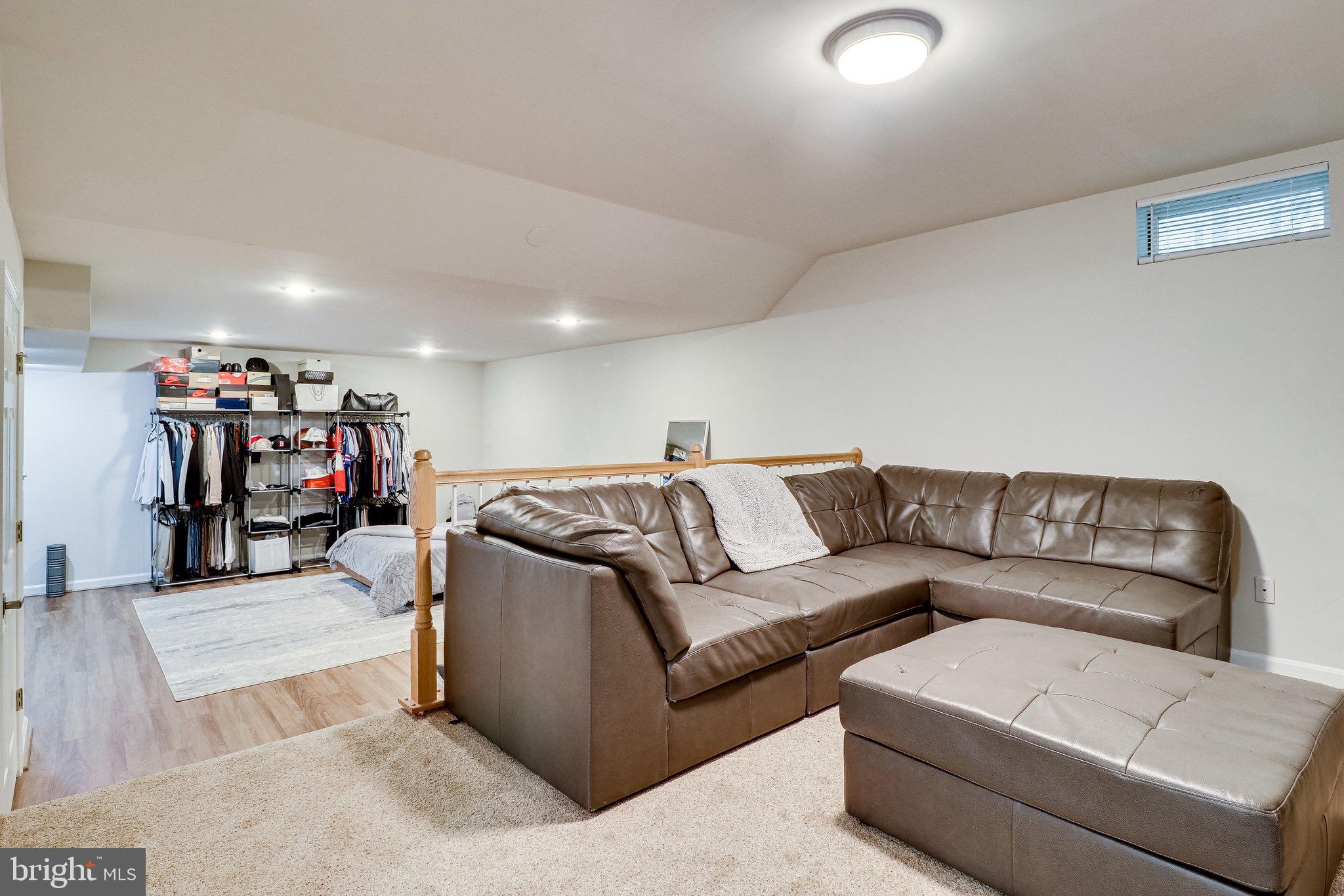 WILLOW PONDS - Residential