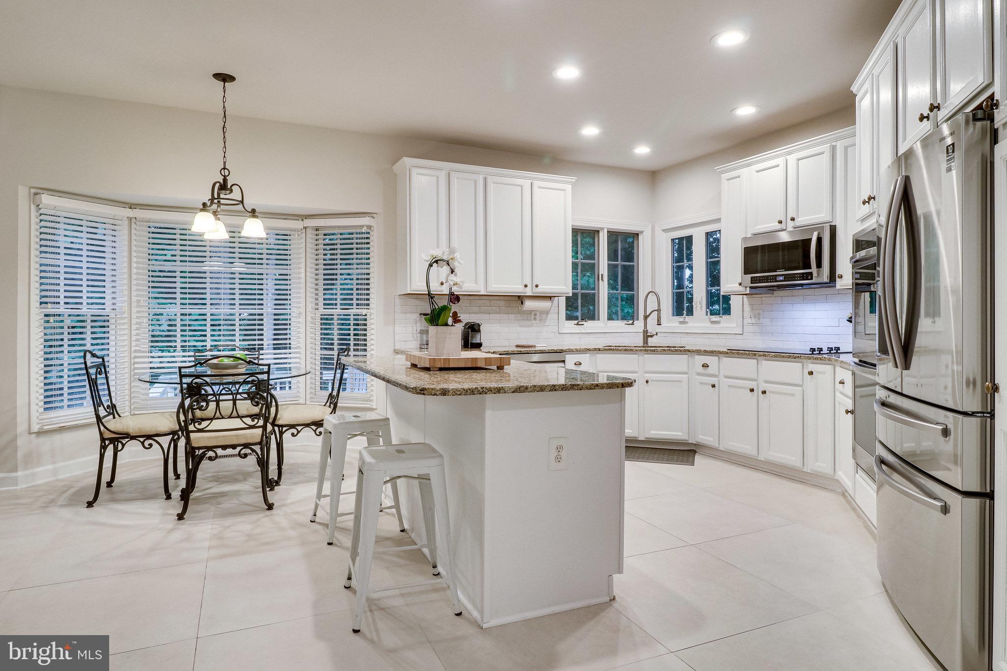 WILLOW PONDS - Residential