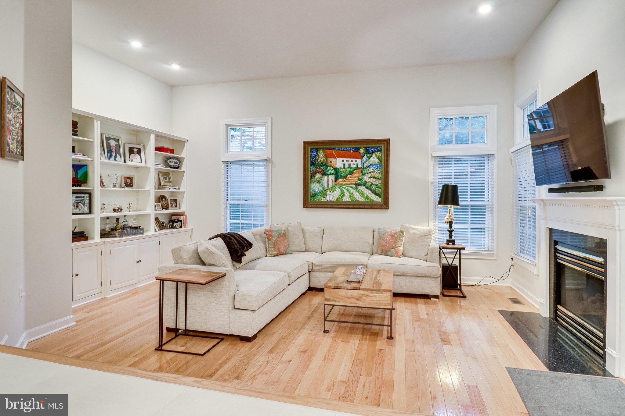 WILLOW PONDS - Residential