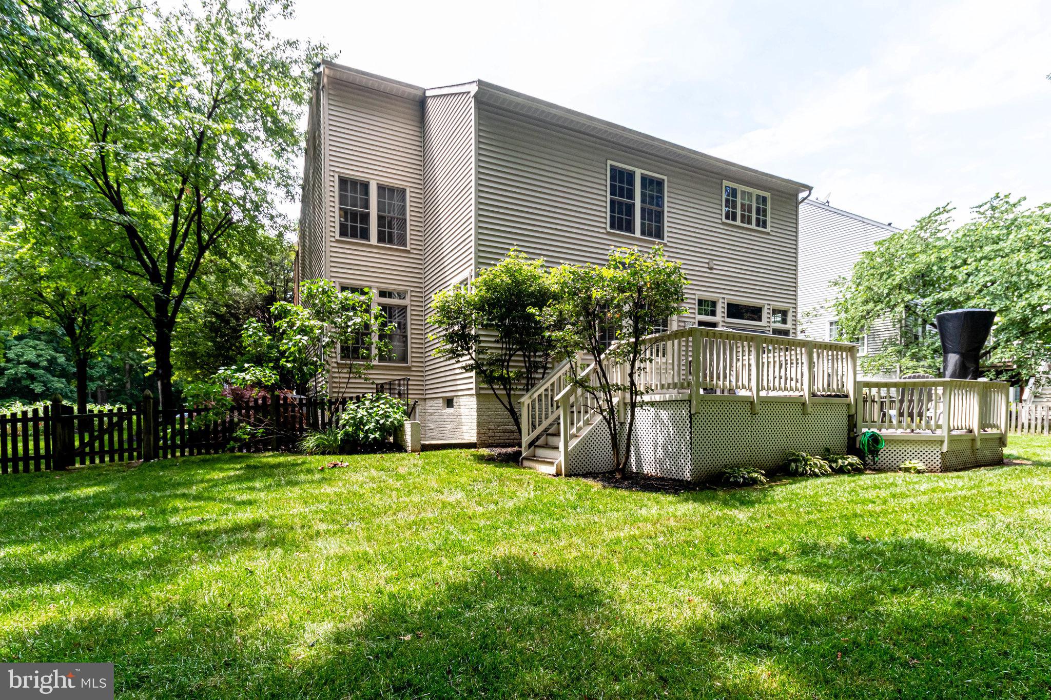 WILLOW PONDS - Residential