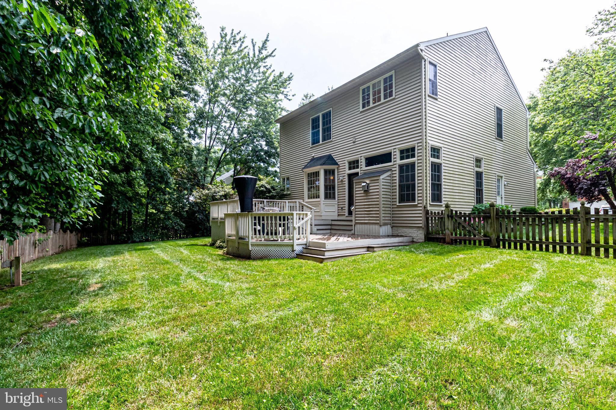 WILLOW PONDS - Residential