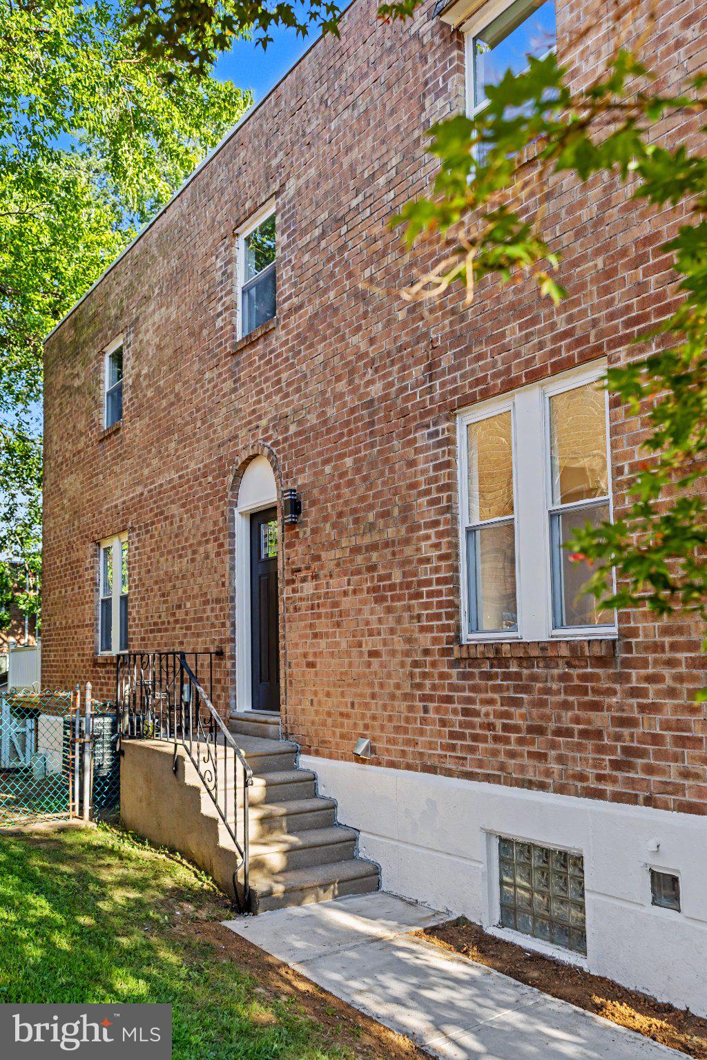 2817 WALNUT HILL STREET A
