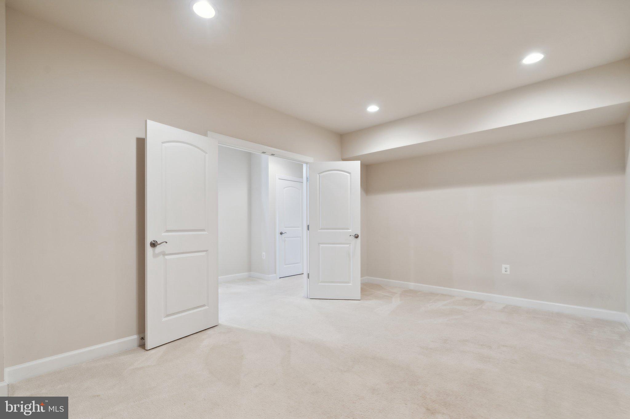 BLACK OAK RIDGE - Residential