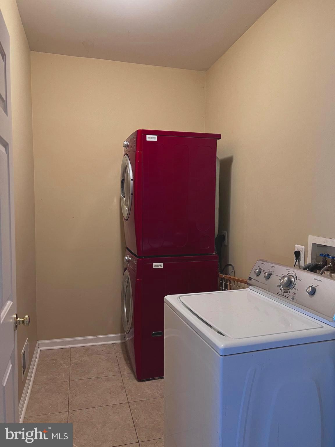 CROSS CREEK CLUB - Residential