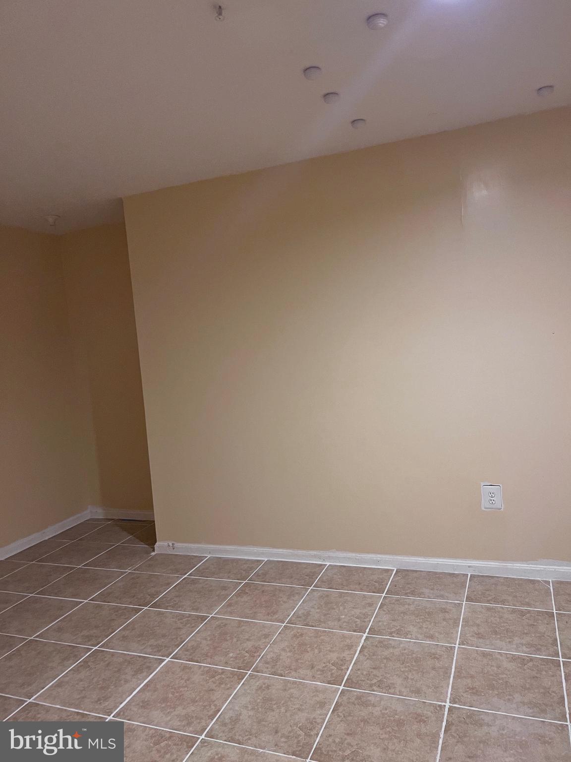 CROSS CREEK CLUB - Residential