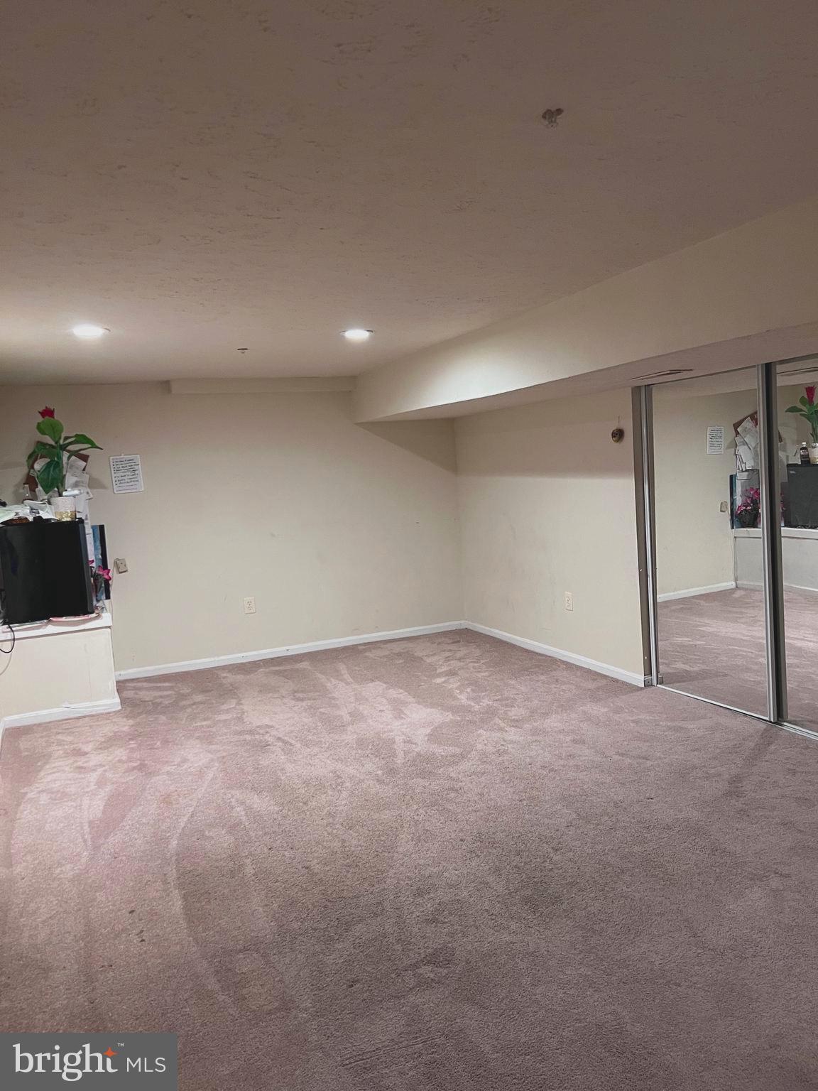 CROSS CREEK CLUB - Residential