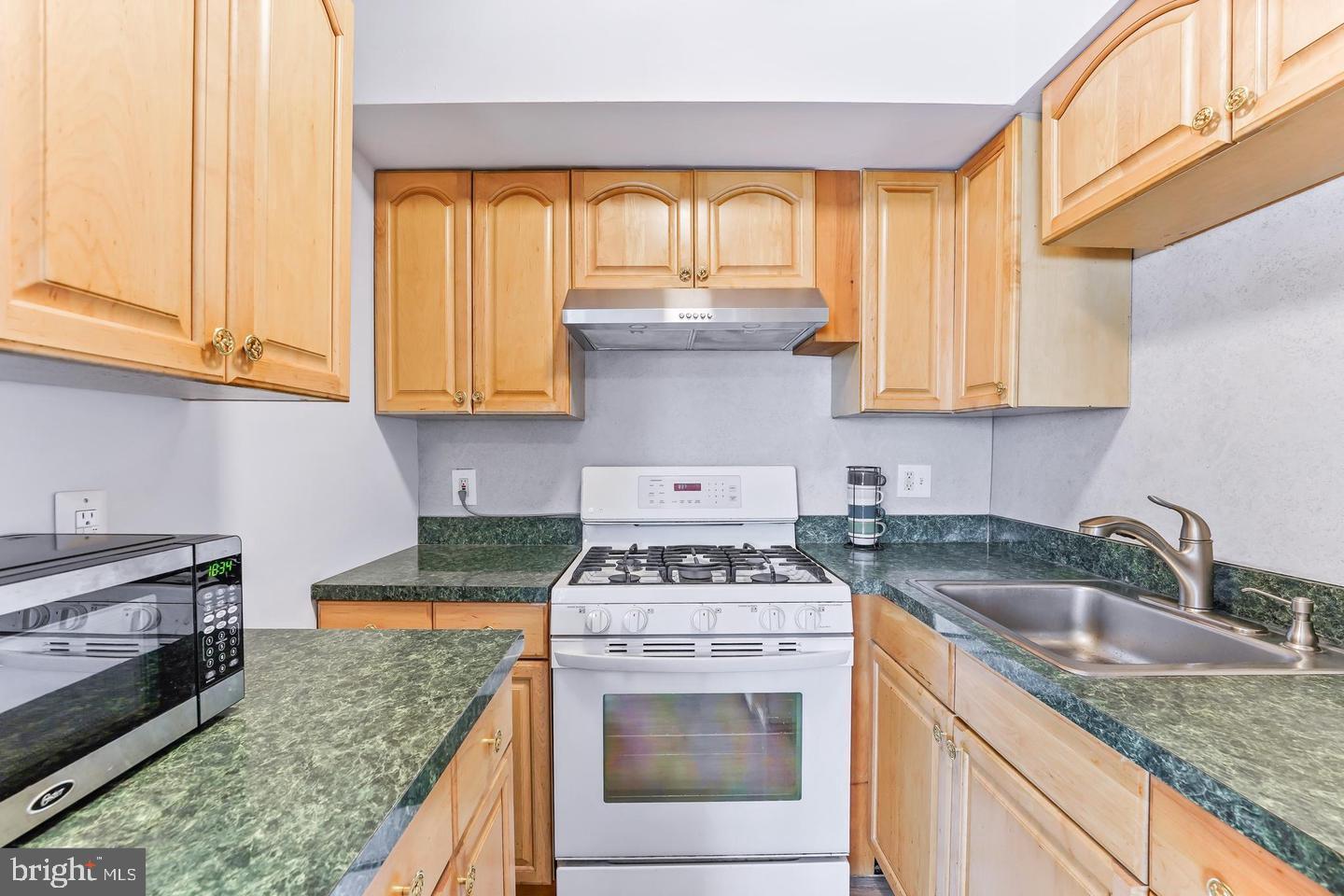LLANERCH - Residential Lease