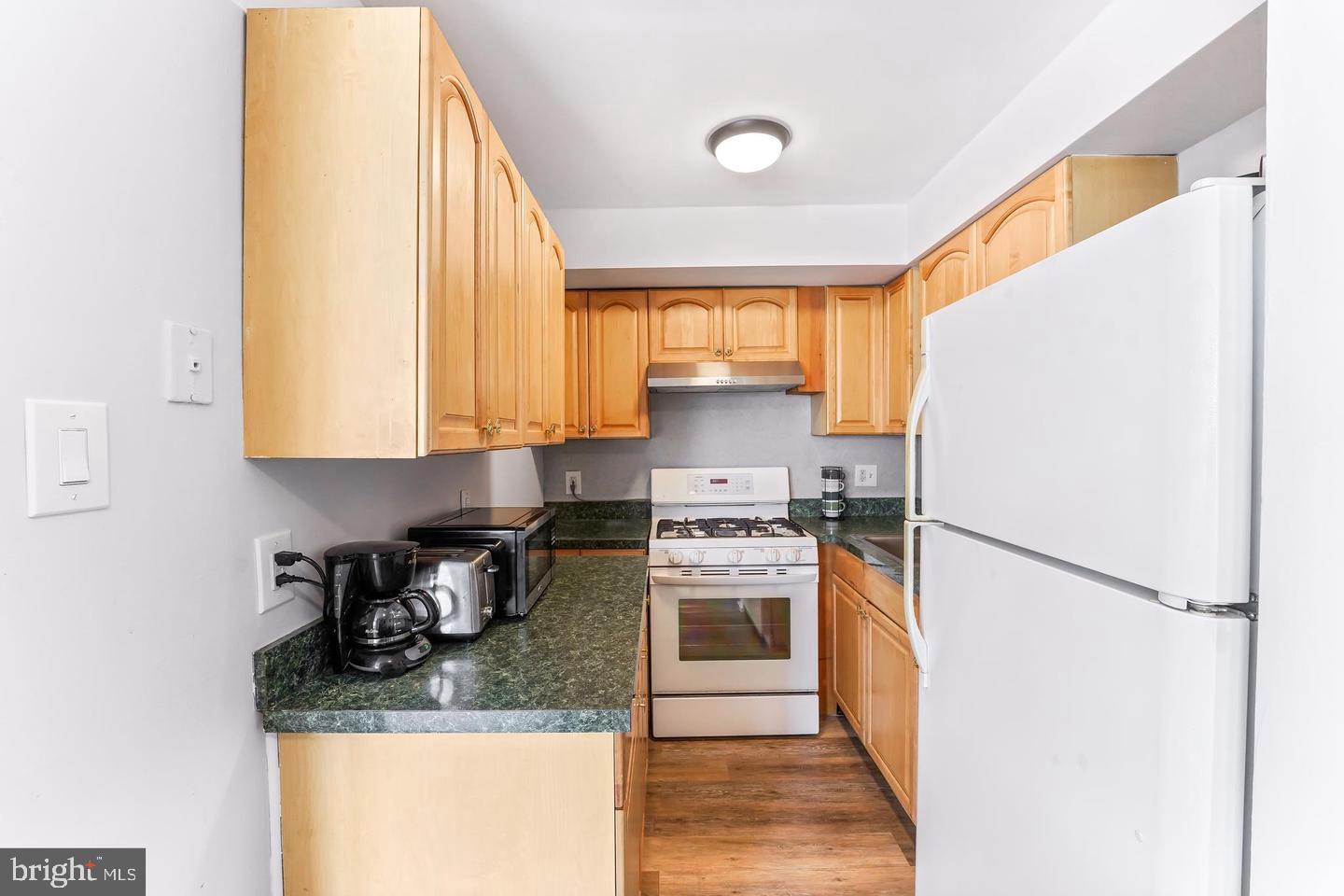 LLANERCH - Residential Lease
