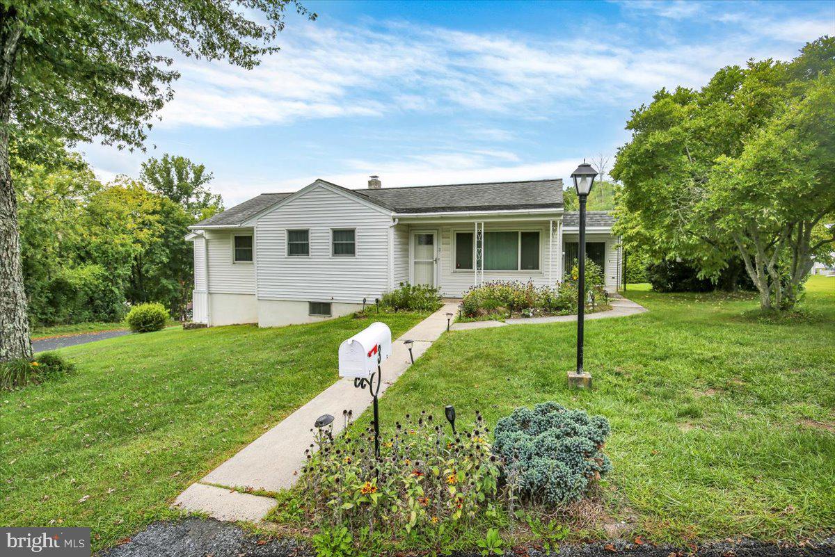 3 EARL AVENUE