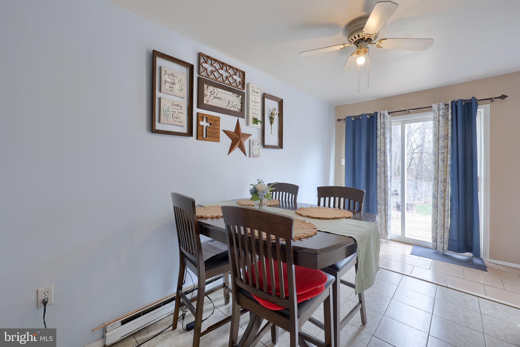 VALLEY GREEN VILLAGE - Residential