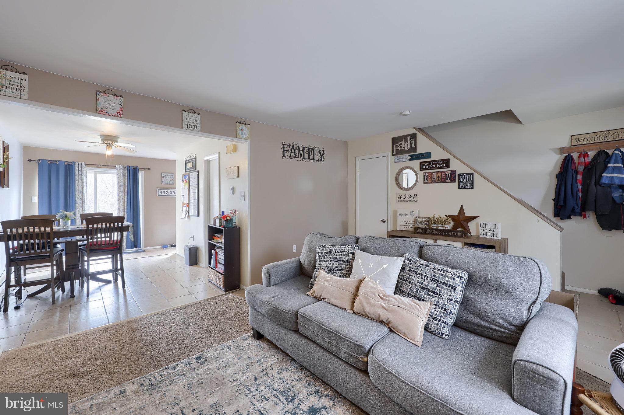 VALLEY GREEN VILLAGE - Residential