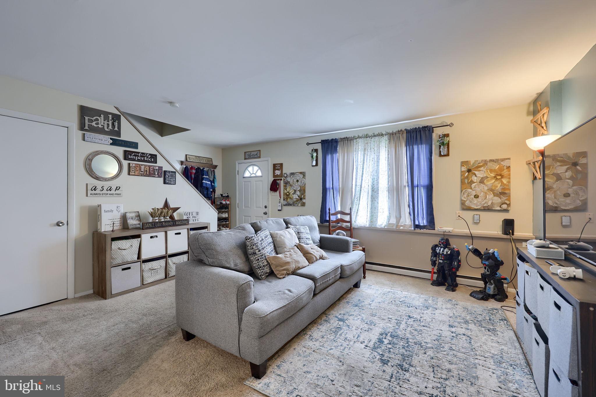 VALLEY GREEN VILLAGE - Residential