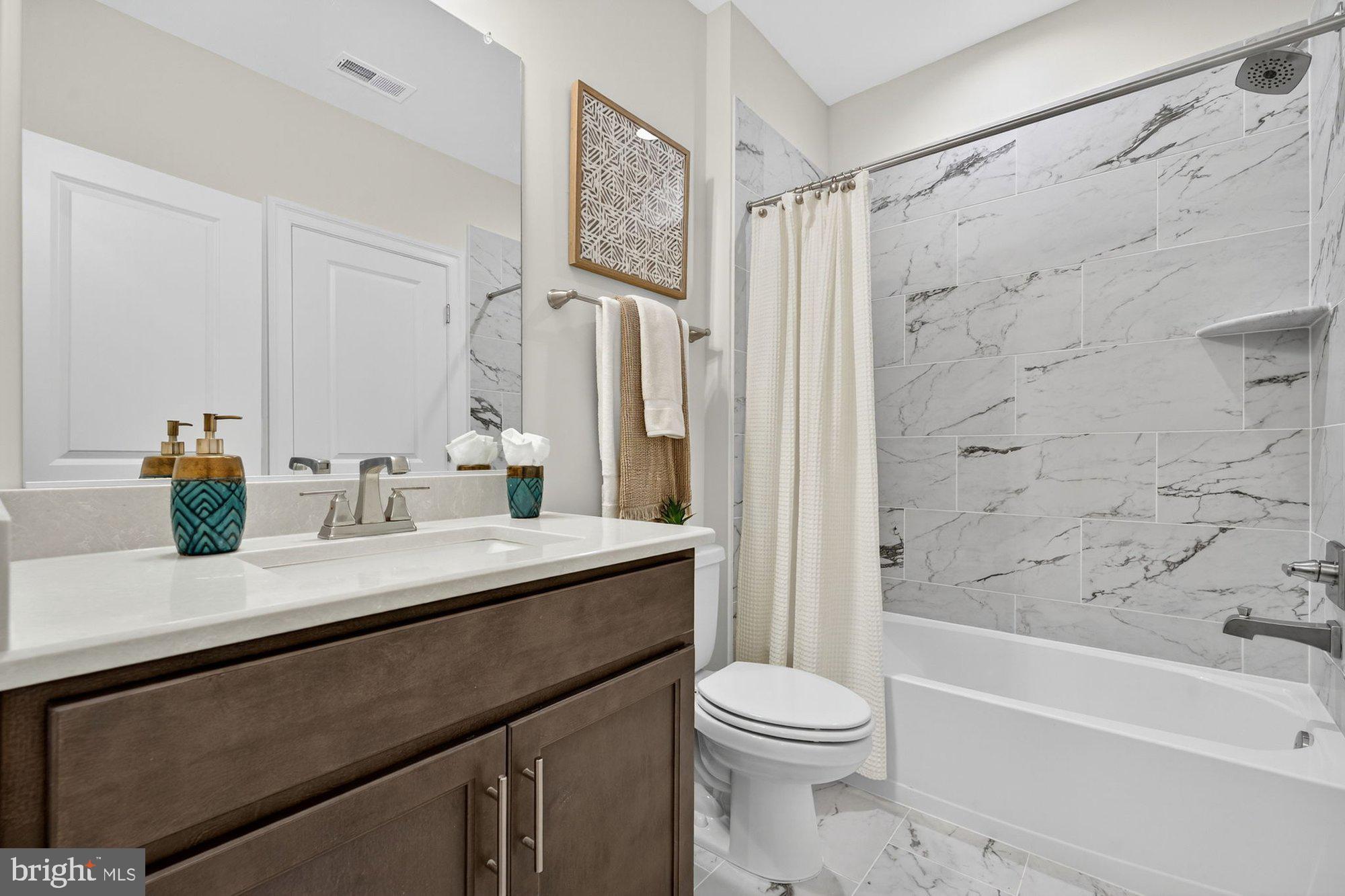 MANTUA - Residential