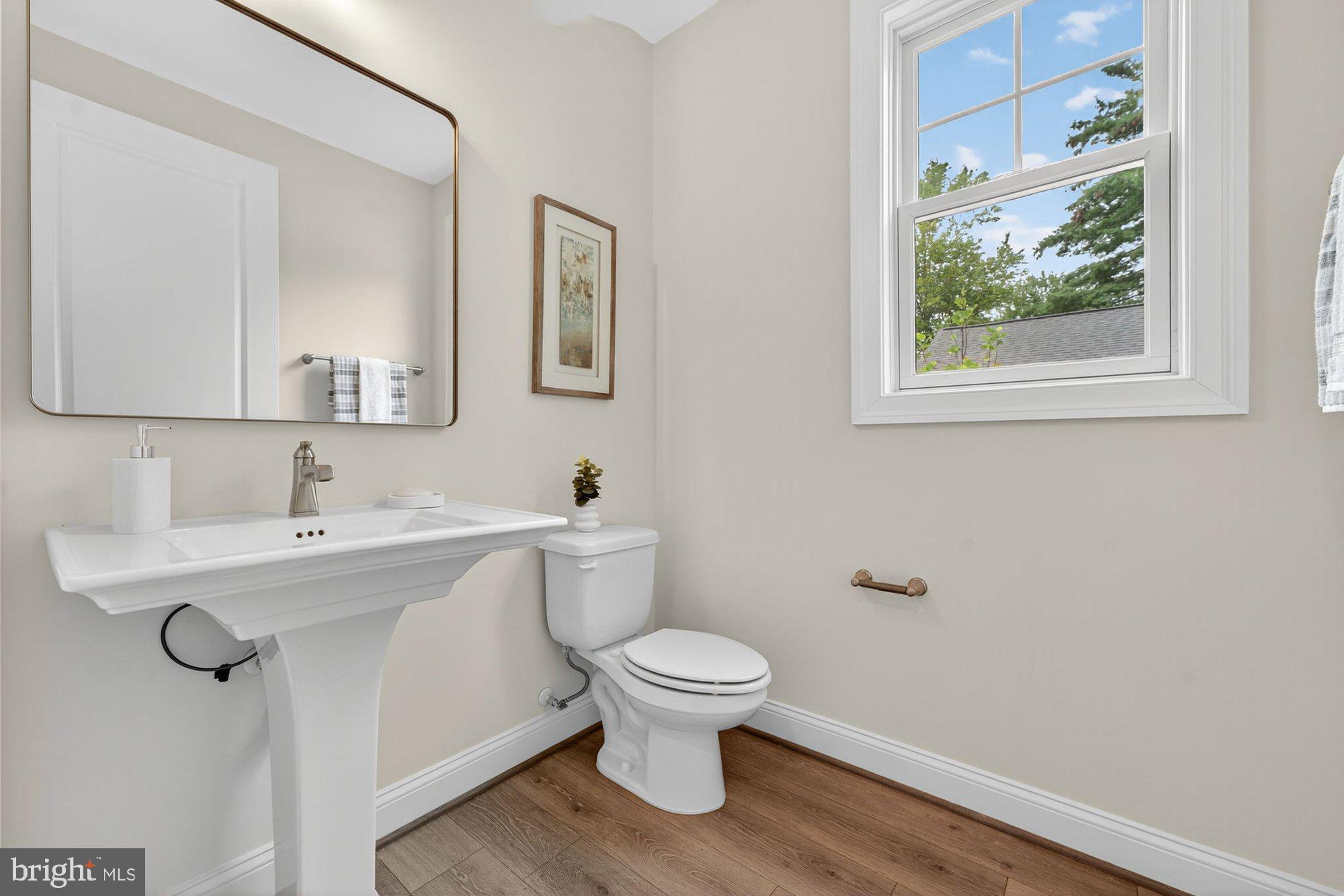 MANTUA - Residential