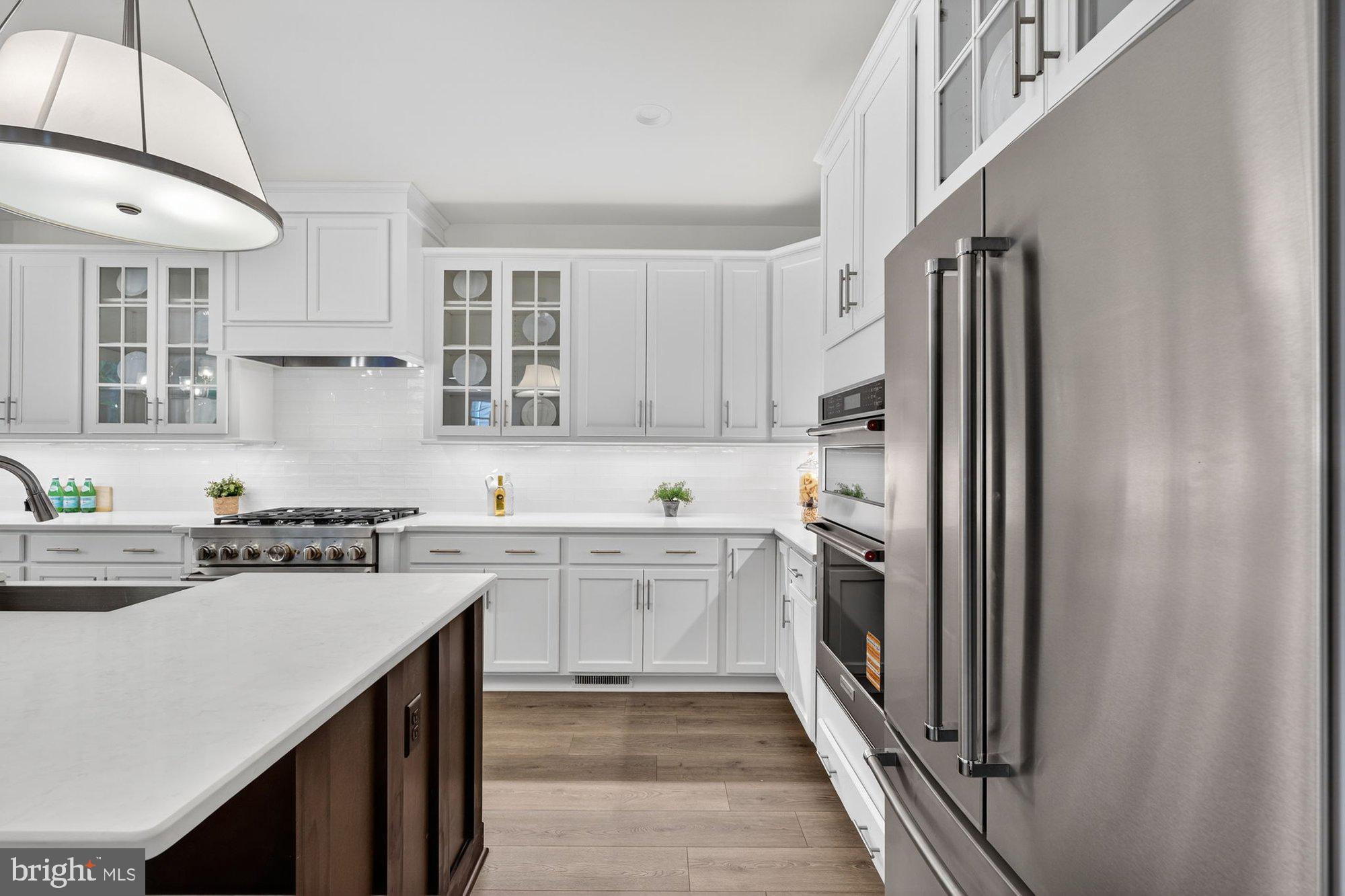 MANTUA - Residential