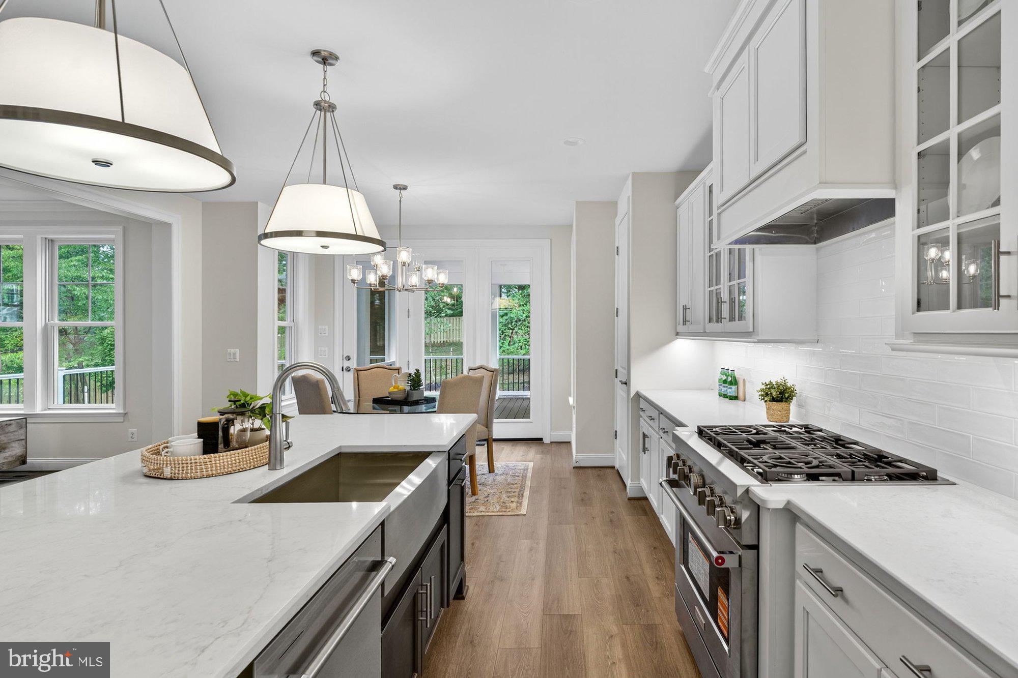 MANTUA - Residential